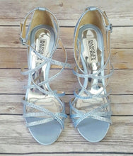 Load image into Gallery viewer, Baby blue satin sandals - Floor model
